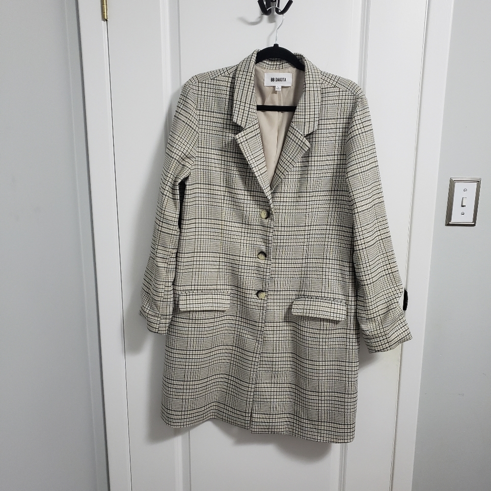 BB DAKOTA Long Plaid Jacket Coat